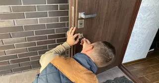 Ремонт дверного замка в Гусе-Хрустальном – цена от 588 руб., Мастер24 – починить и усилить замок входной двери, наладка и реставрация