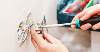 Электромонтажные работы в Гусе-Хрустальном от Мастер24 — электромонтаж под ключ, цены от 1712 руб., заказать услуги